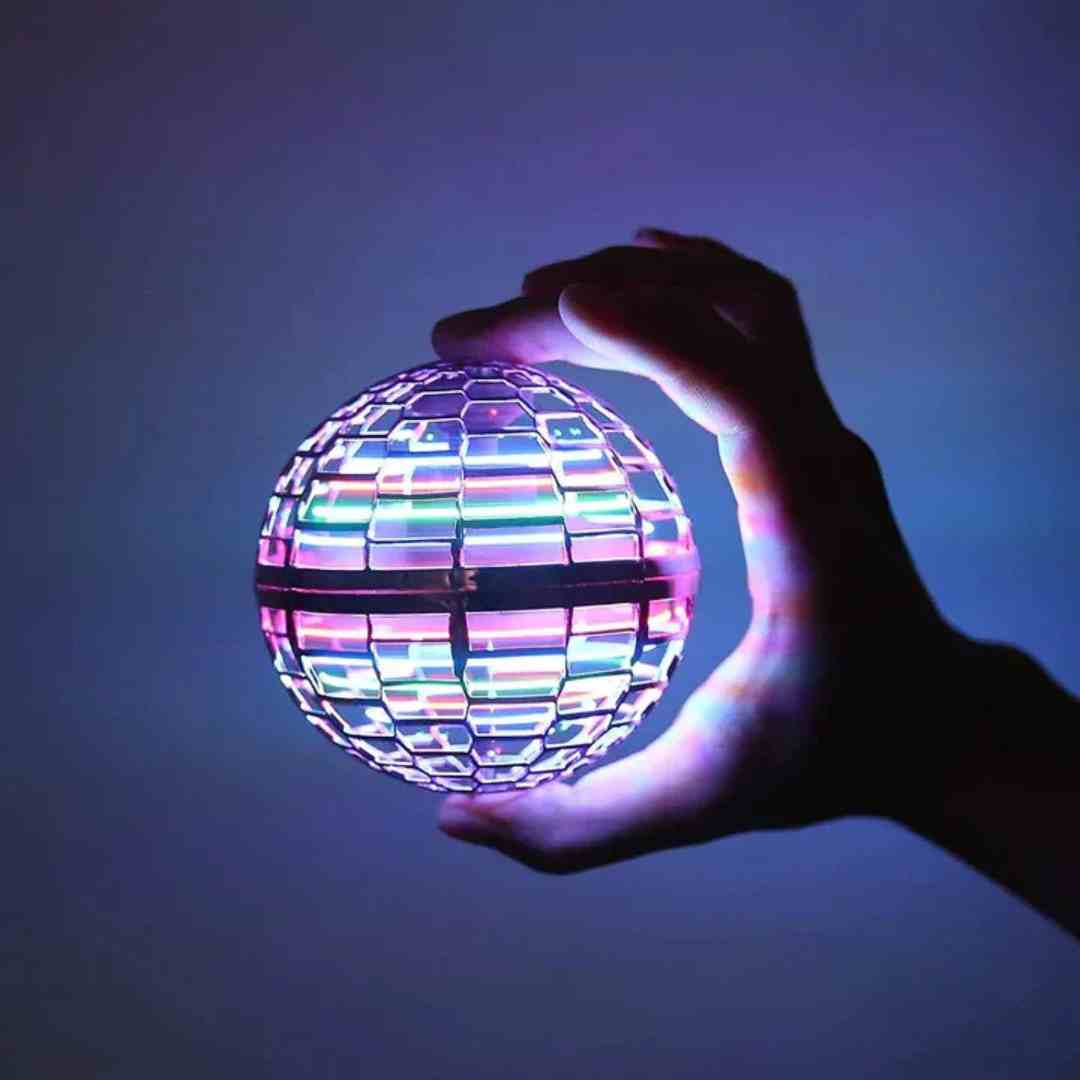 Magic Ball – La Bola que Vuela de Vuelta a Ti 🪐
